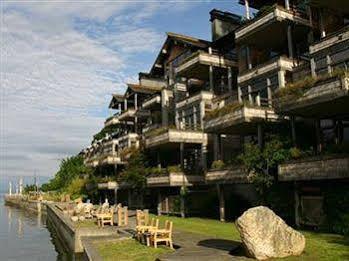 The Inn At Langley Exterior photo